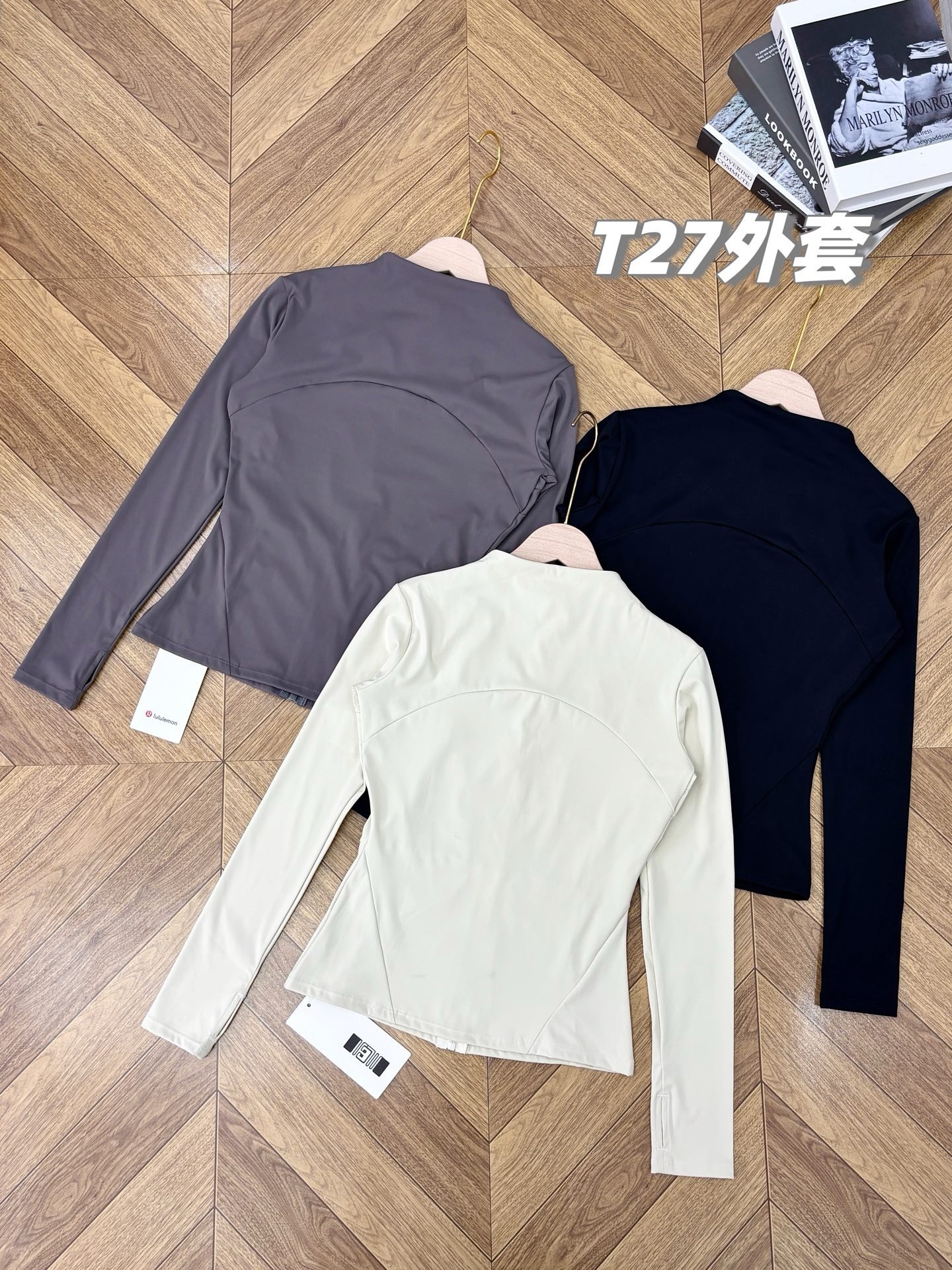 ג'קט לולולמון