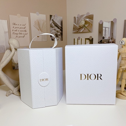 דיור ג'אדור