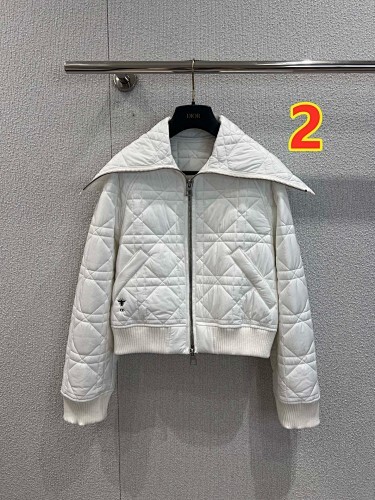 דיור חליפת בייסבול