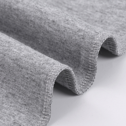 סט חולצה ומכנסיים